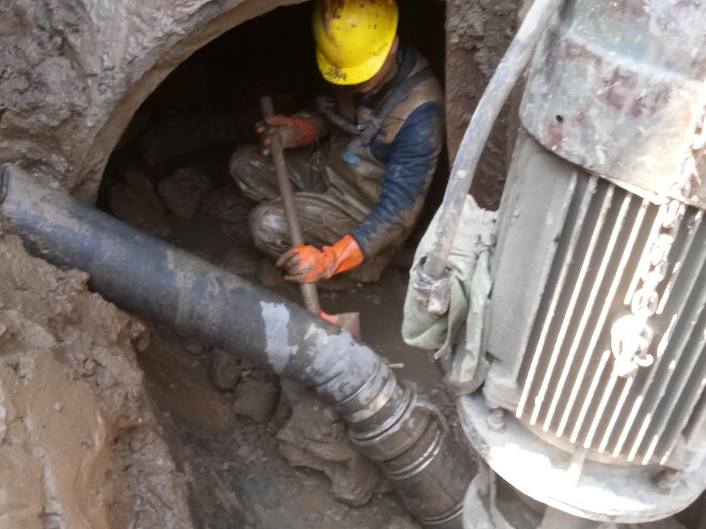 罗家集管道清淤