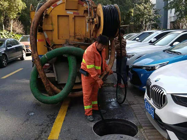 罗家集排污管道清淤